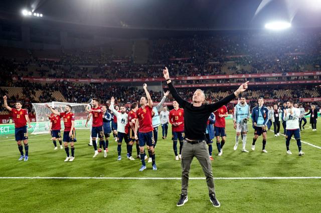 体育视频-【观察】西班牙有成绩有新人，大家为何不夸恩里克？