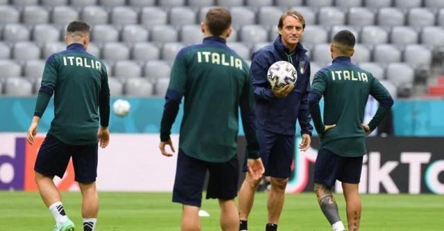 赛事直播-伟大的曼奇尼是如何练成的③：三战比利时，三种流派